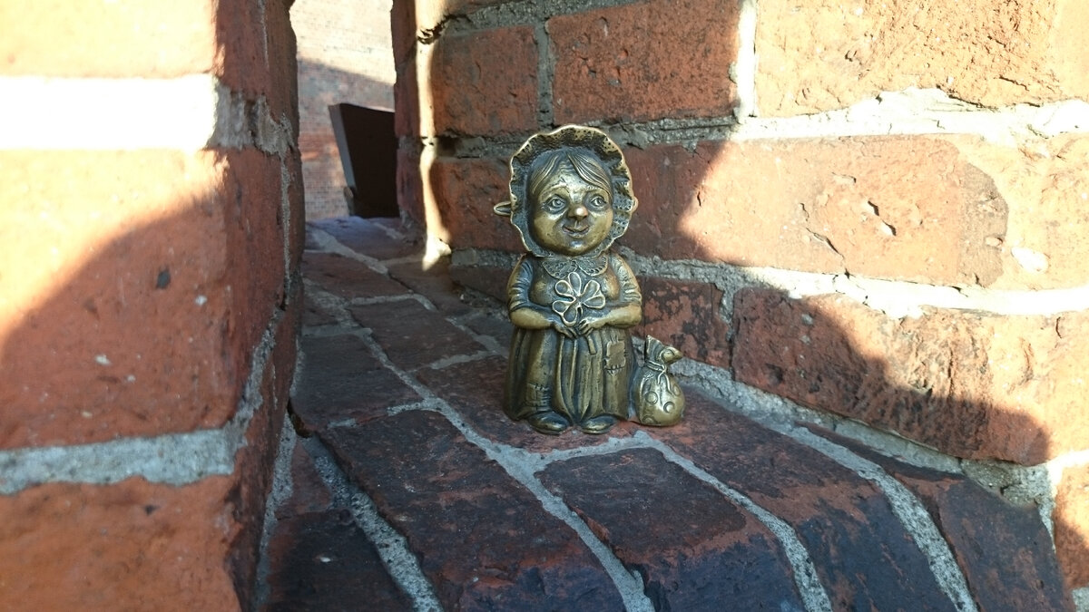 Калининград. Хомлин бабушка Марта. Фото автора.