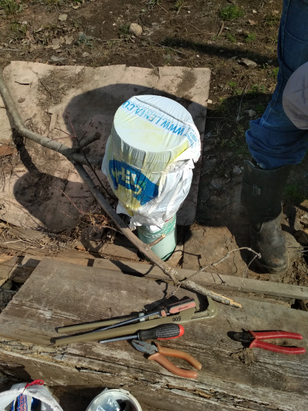 Расконсервированная после долгой зимы скважина