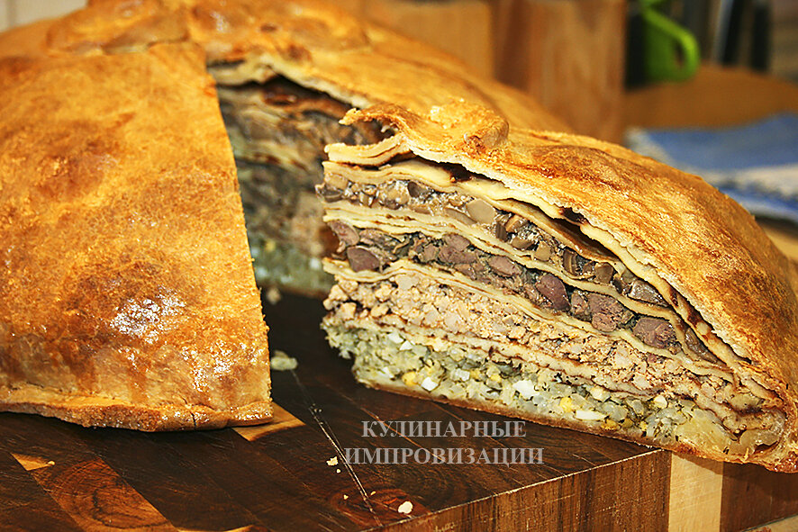 Готовый пирог в разрезе