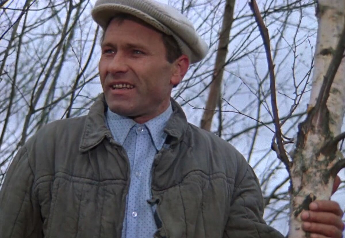 Кадр из кинофильма "Калина красная", 1973 г., режиссер и сценарист Василий Шукшин, композитор Павел Чекалов (скриншот)