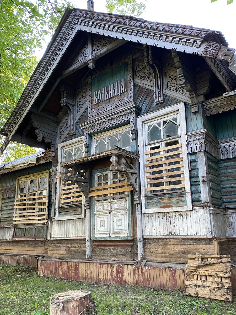 Главный корпус больницы. Фото автора. 5 июня 2021 г.