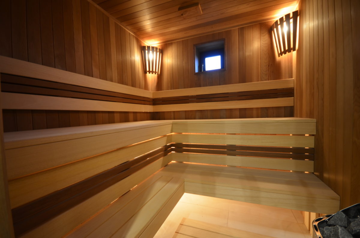 Сауна "Карповы Вары" от компании СуперСпа в скандинавском стиле