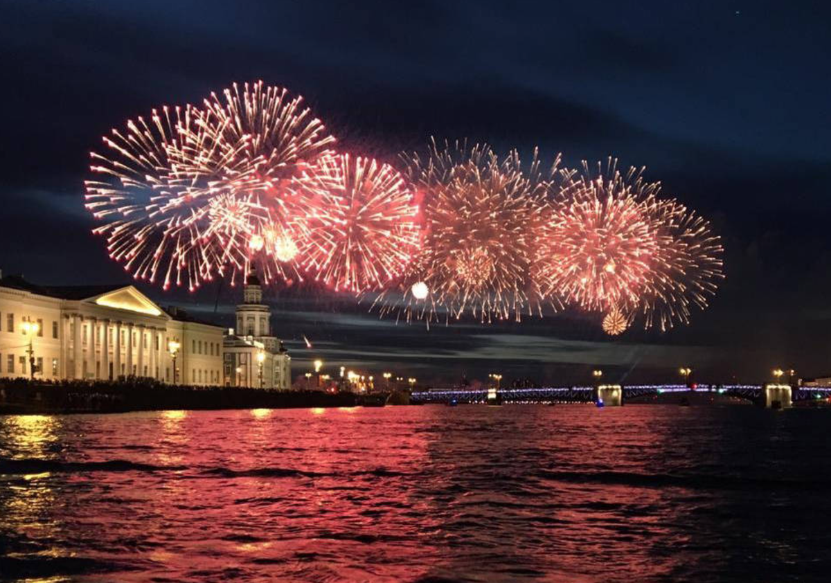 День ВМФ 2021 Нева фото салют. День ВМФ 2021 салют.