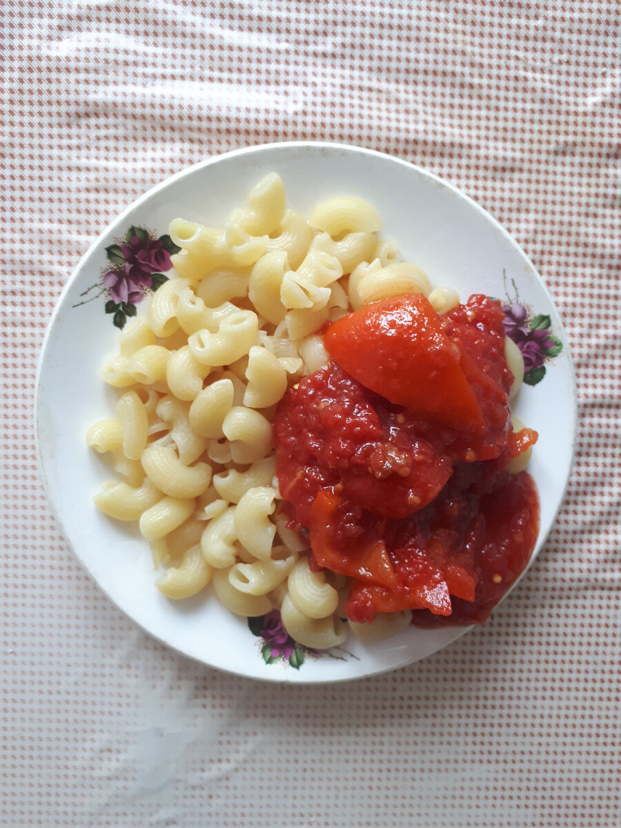 Наверно, если поджарить макарошки, будет еще вкуснее