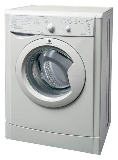 Белая стиральная машина Indesit IWUB 4105 (CIS) не займет много места, поэтому подойдет как для просторного жилища, так и для небольшой квартиры.