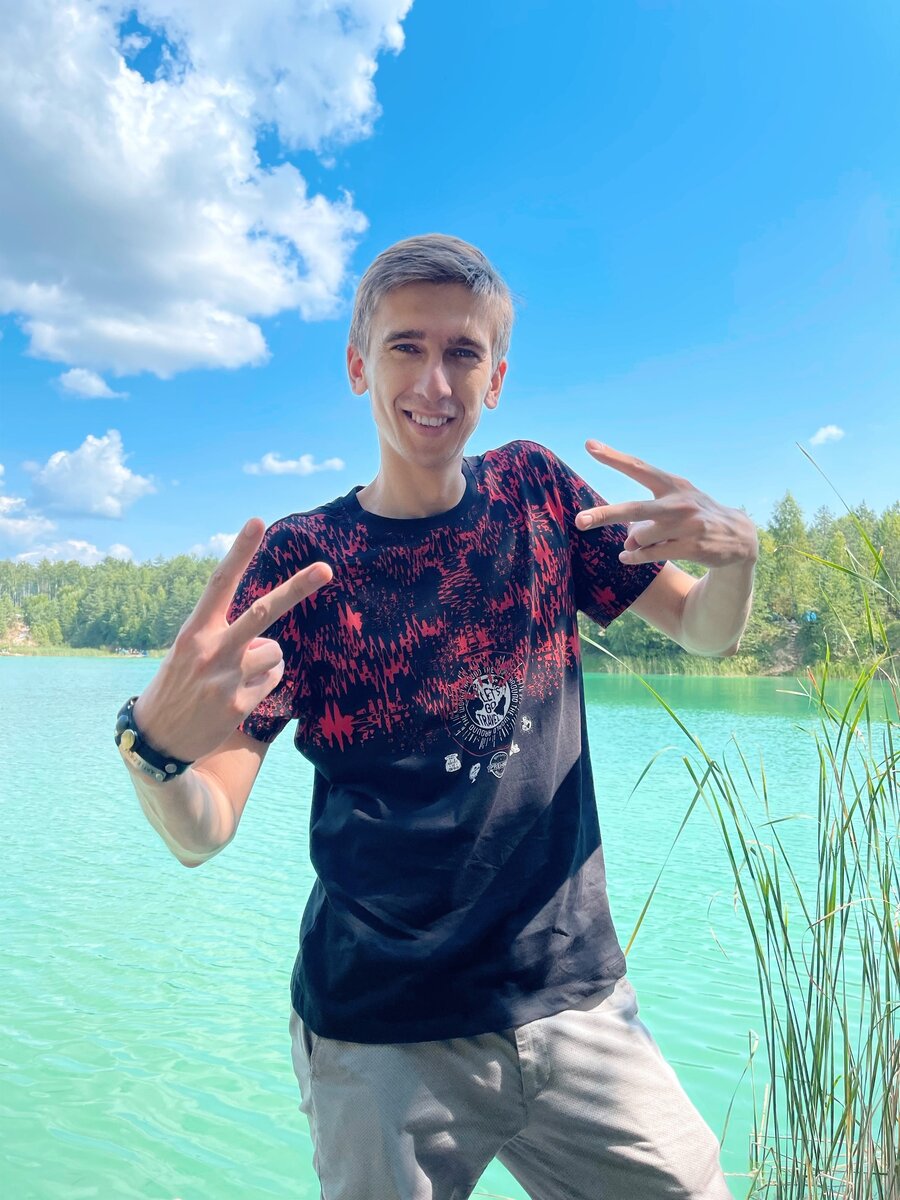 Угадайте, сколько лет человеку на фото (пишите в комментариях варианты)?