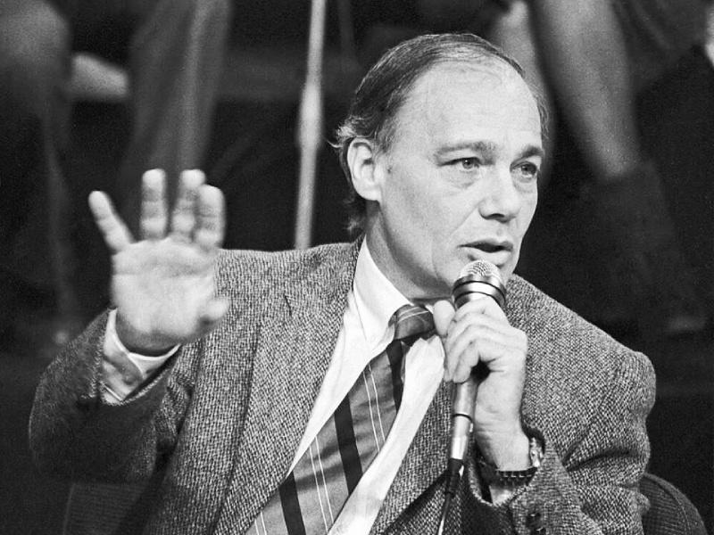 В. Познер на советском телевидении.