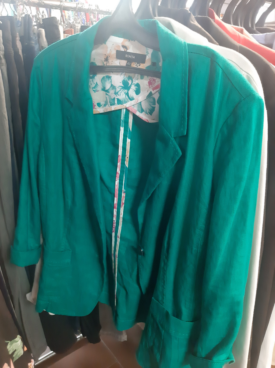 Ярко зелёный Bonita.