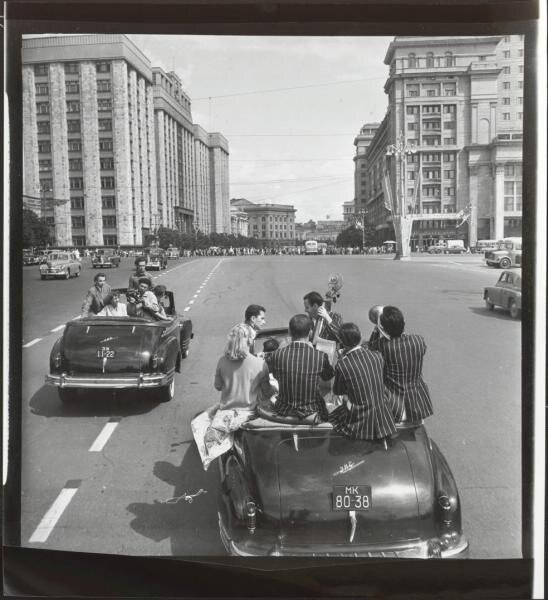 VI Всемирный фестиваль молодежи и студентов в Москве. Михаил Трахман, 28 июля 1957 - 11 августа 1957 года, г. Москва, ул. Моховая, МАММ/МДФ.