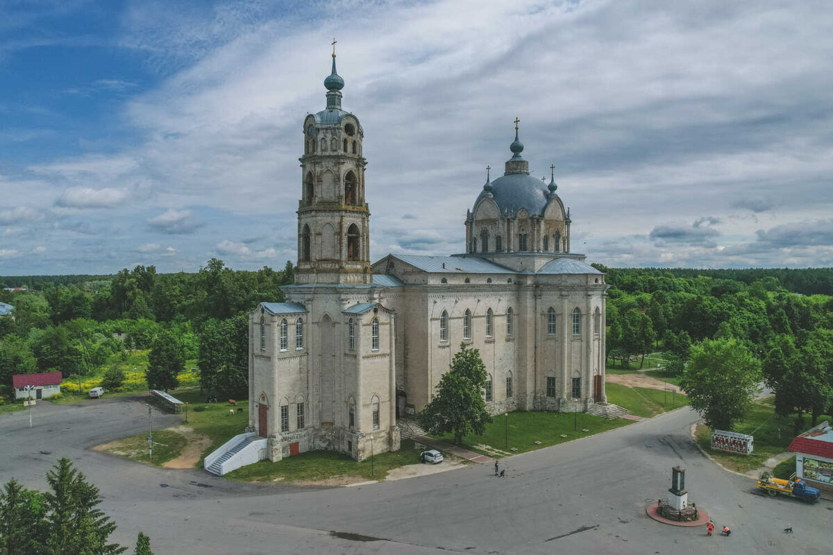 Троицкая Церковь в Гусь Железном фото