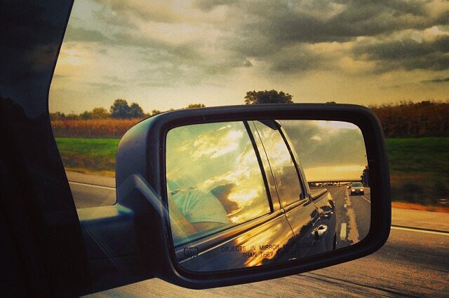     Почему вас укачивает в транспорте и как с этим бороться