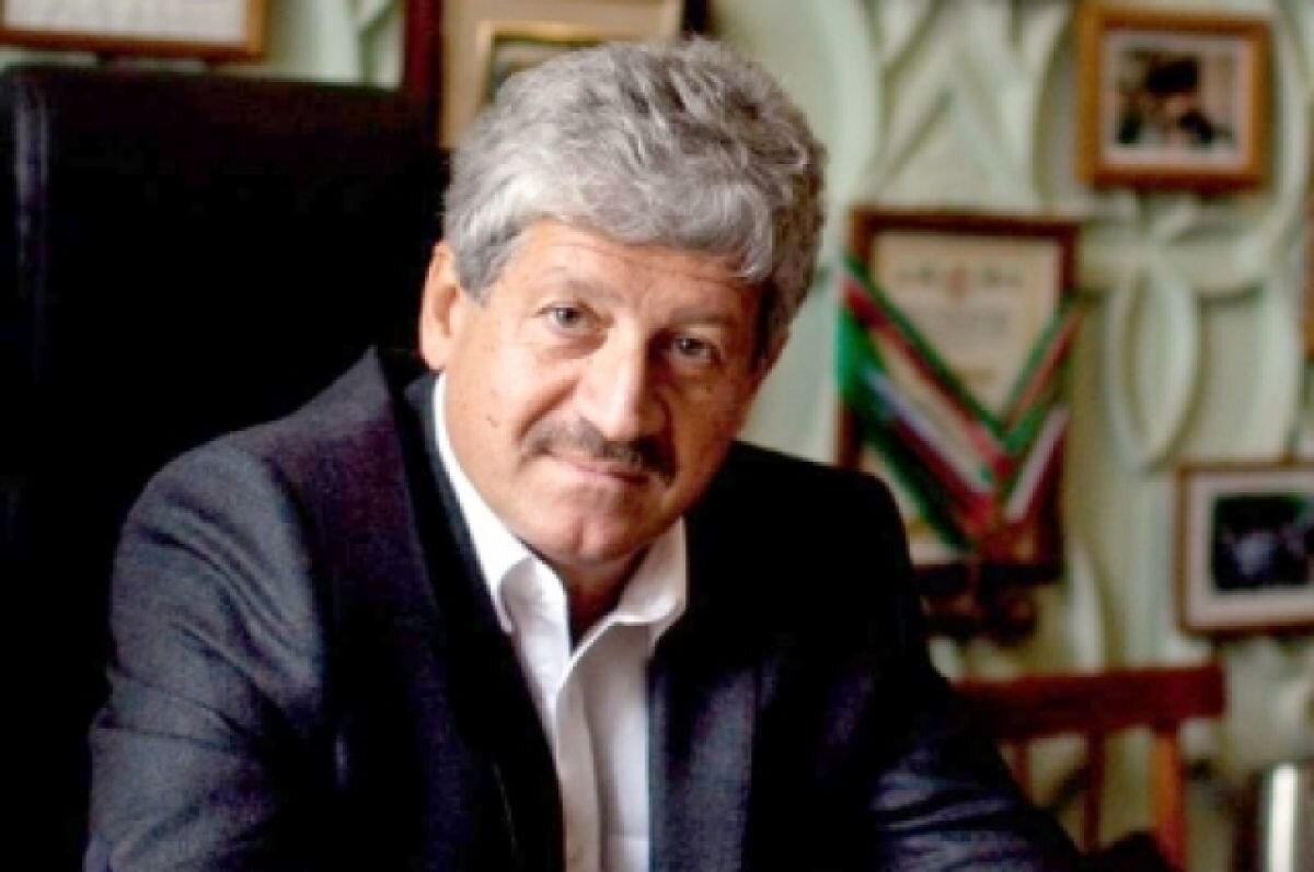    Психолог Менделевич пояснил, почему игроман мог расправиться над родителями