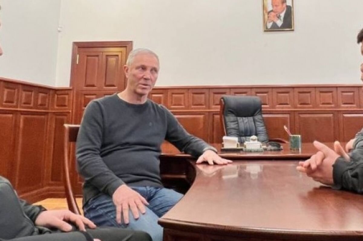    Глава Херсонской ВГА Сальдо обратился к жителям региона