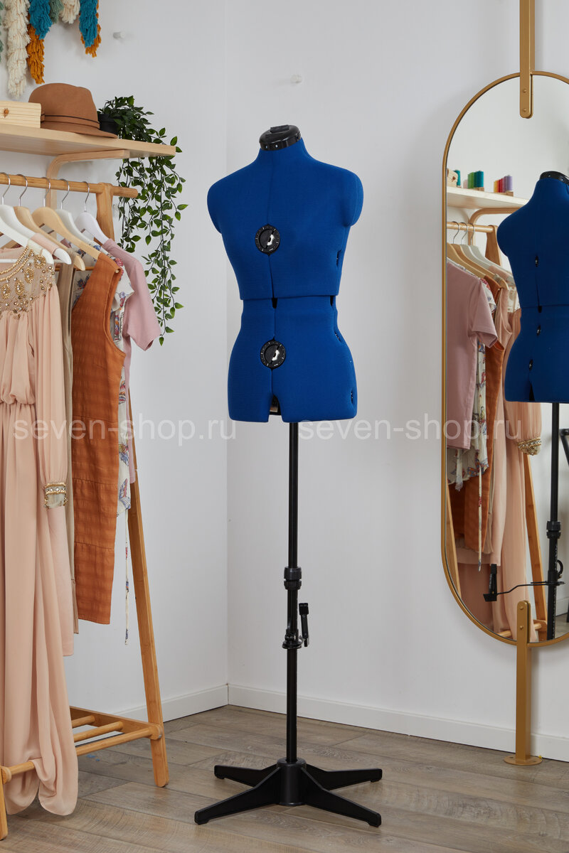 На фото Манекен портновский Adjustoform Tailormade «S» (42-52) Sapphire Blue 