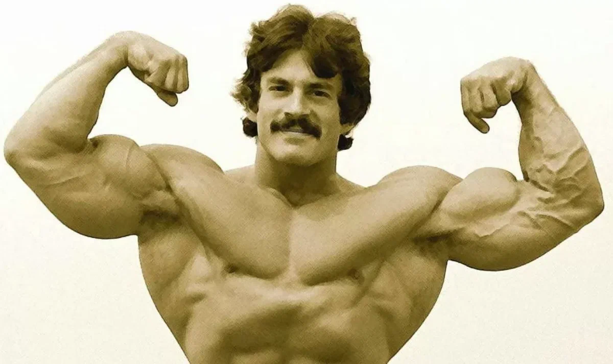 Mike mentzer. Майк Ментцер. Майк Ментцер Супертренинг. Майк Ментцер в 16 лет.