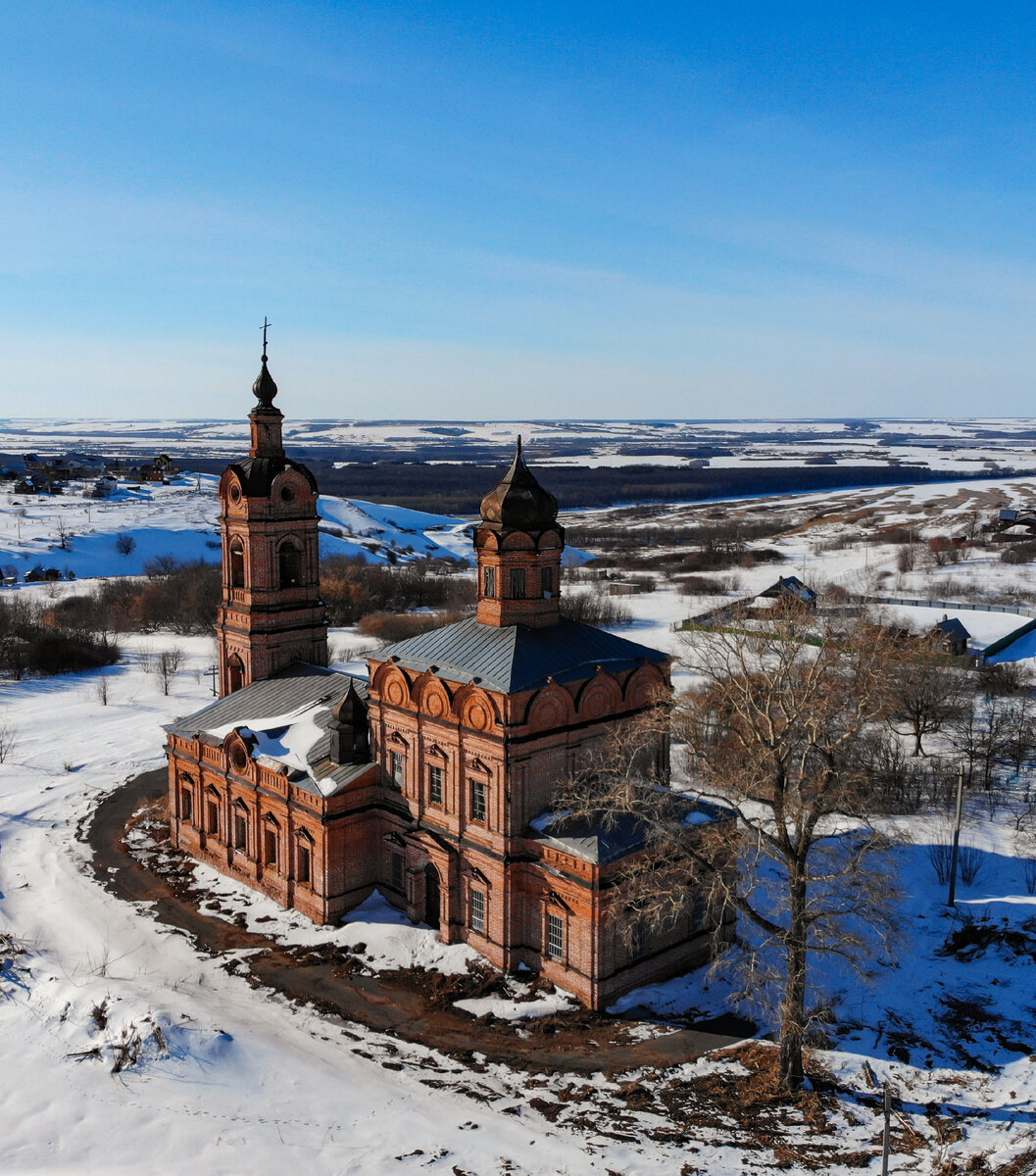 Ризоположенская церковь в селе Тихий плес в Татарстане