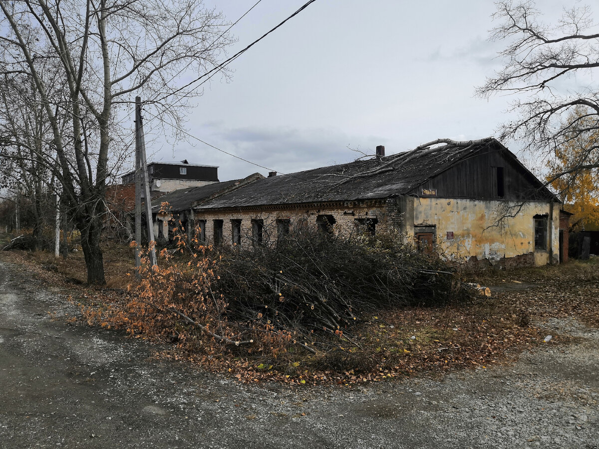 Бывшая баня. 