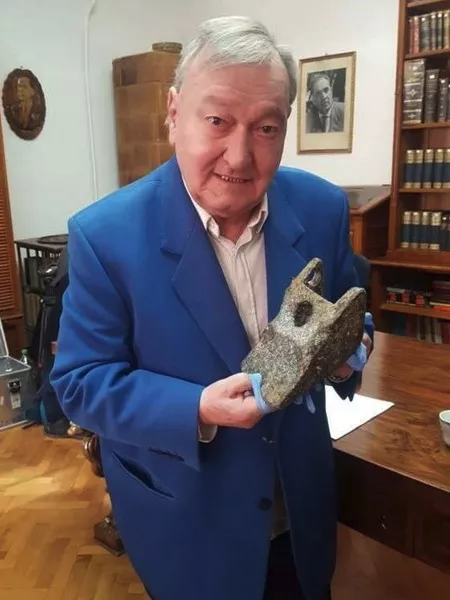 Я читал его, и смотрел его фильмы...