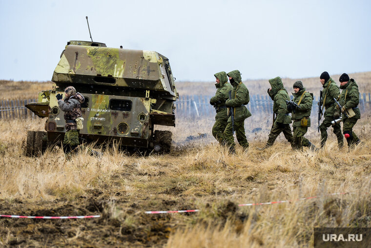    ВСУ пытаются нащупать слабое место в российской обороне, считает Владислав Шурыгин