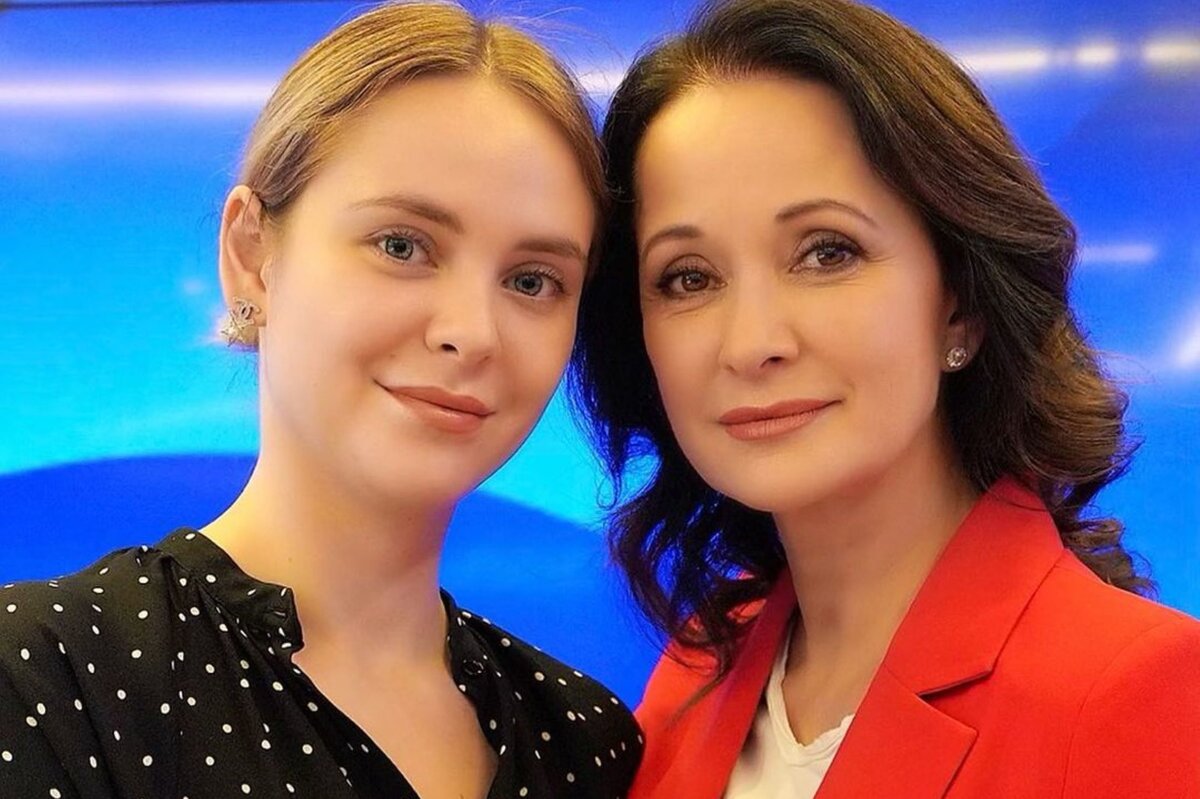     «Таня решила спасать суицидников»: Ольга Кабо рассказала, почему ее дочь бросила балет