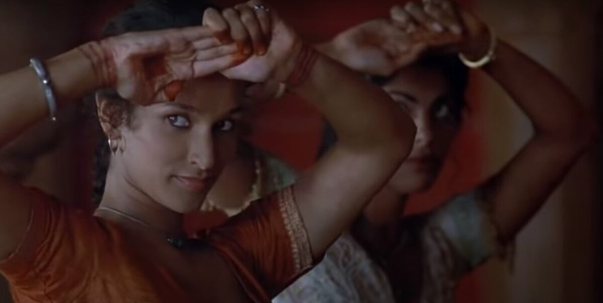 Индира Варма. Скриншот из фильма "Кама Сутра: история любви".