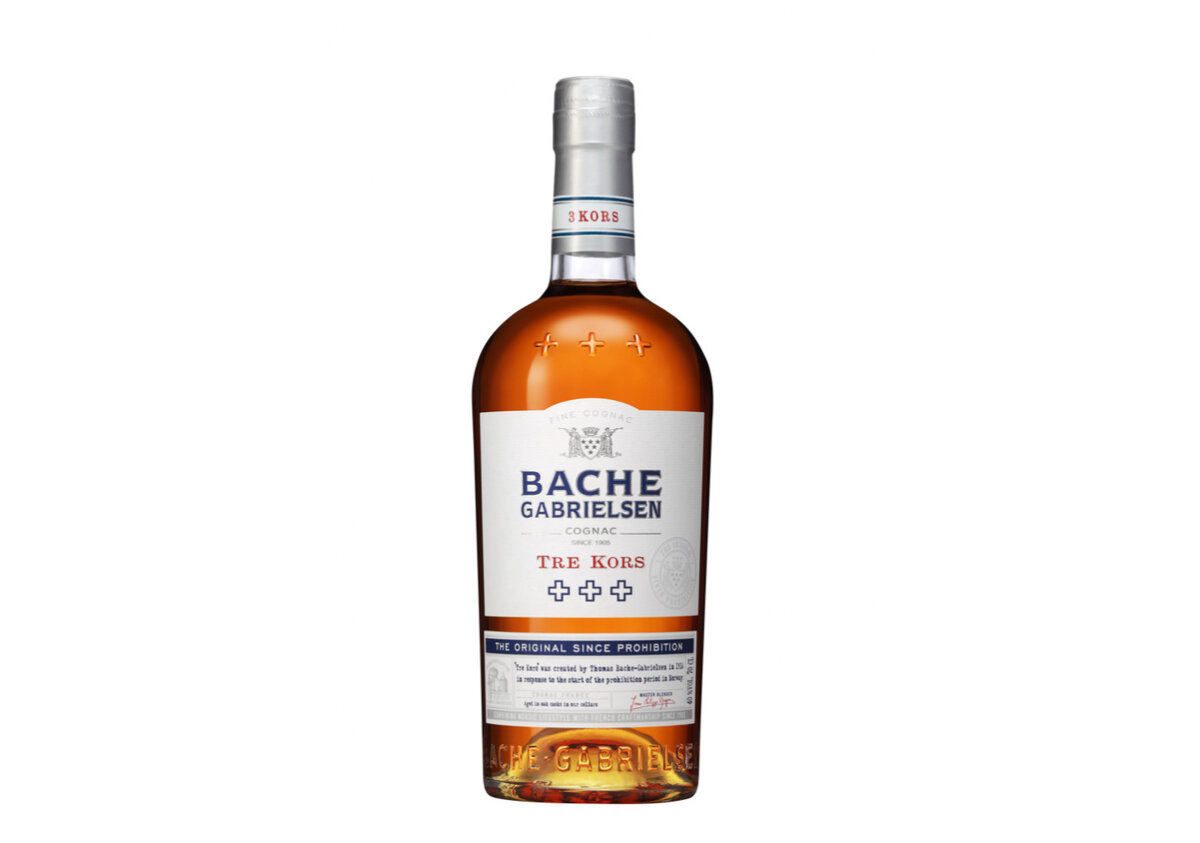  Коньяк Bache Gabrielsen VS 3 Kors Fine.Цвет темно-янтарный. Вкус молодой, фруктовый, круглый пунш - слегка сбалансированный характером Гранд Шампани. Послевкусие довольно гладкое для VS и опять же фруктовое.