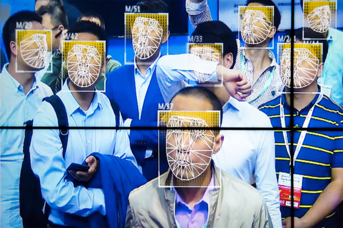 камеры распознавания лиц в китае. тотальный контроль людей. тотальный контроль людей. тотальный контроль. электронный цифровой концлагерь.