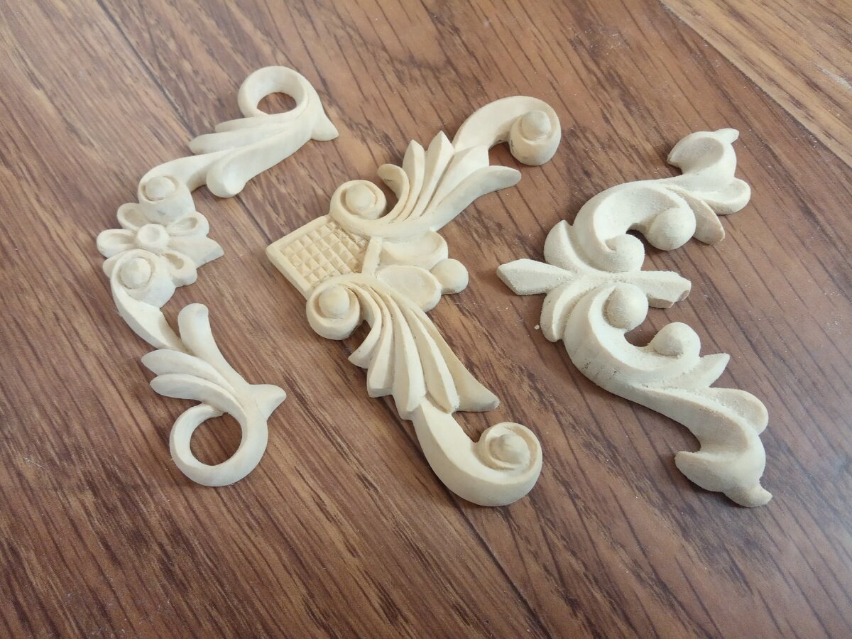 Резные накладки на фасады. Липа