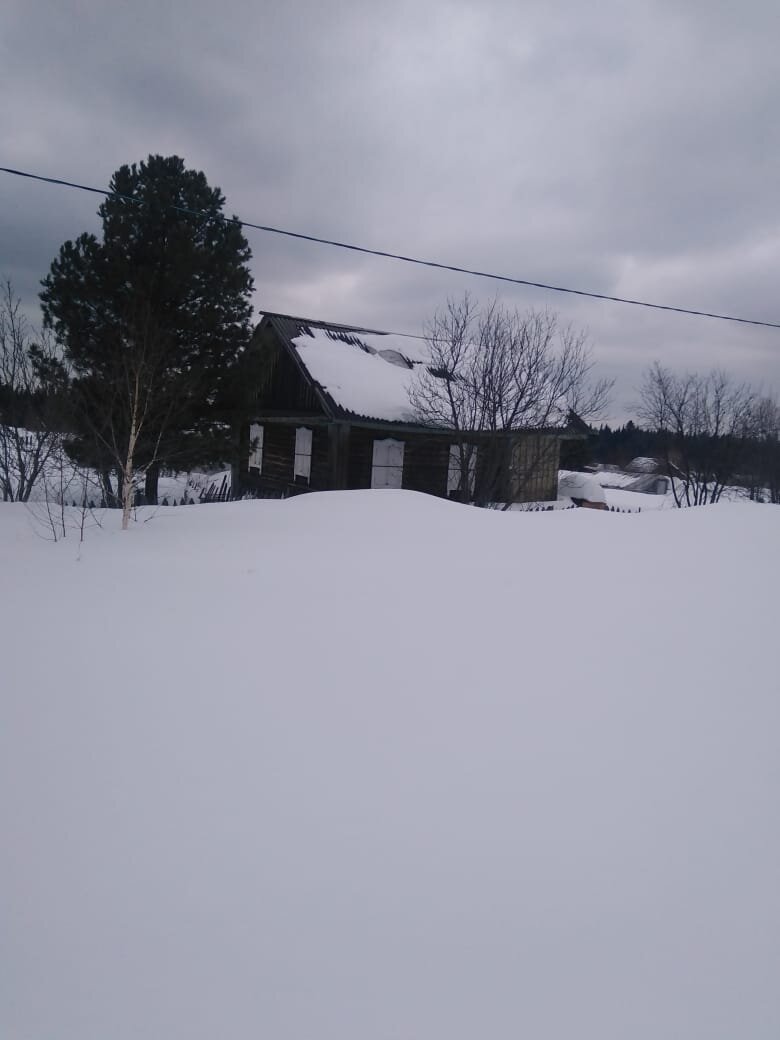 Как и месяц назад. 