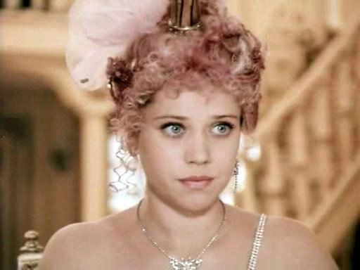 Варвара Владимирова, кадр из фильма "Не покидай", 1989 г., реж. Леонид Нечаев.