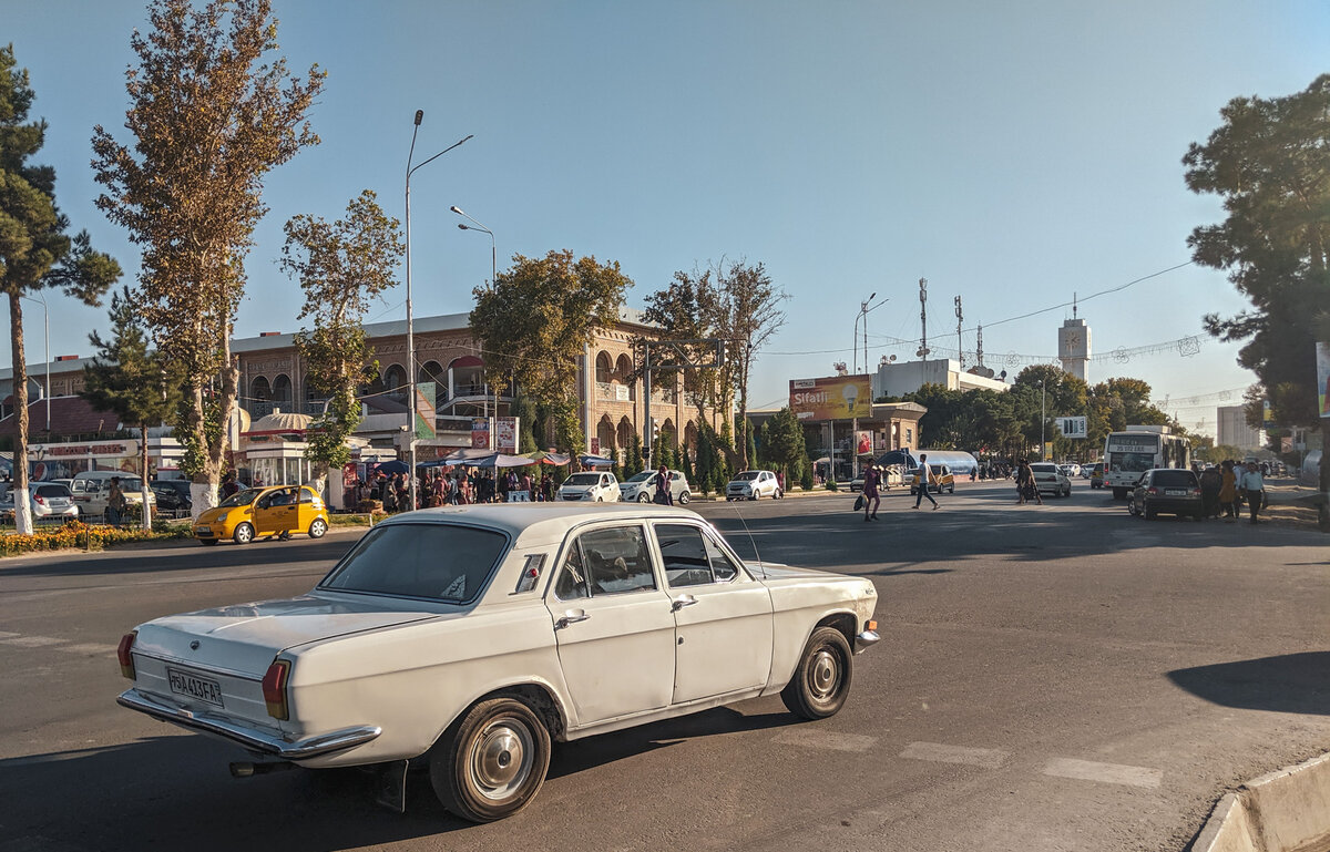 На улицах города. Фото с сайта marison.com.ua
