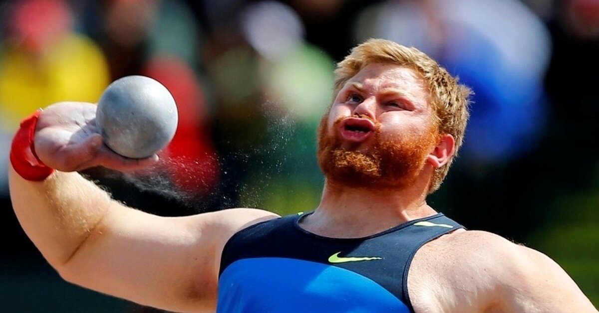 Прикольные спортивные картинки. Метание ядра. Толкание ядра. Спорт метание ядра. Толкатель ядра.