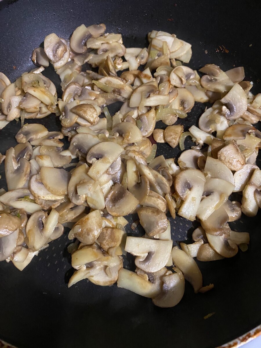 Легкий салат из индейки, шампиньонов и ананаса | Похудеем правильно и  вкусно🥦 | Дзен