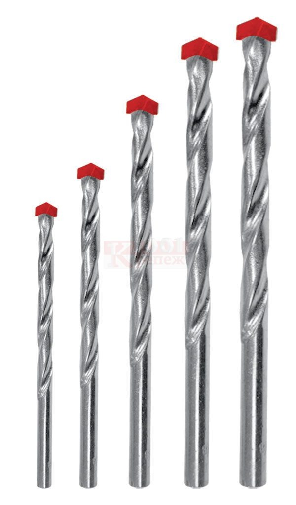 Кроме того, аккумуляторные перфораторы теряют мощность из-за конечного заряда аккумуляторной батареи, который разряжается быстрее, когда от нее требуется больше. Это не то, о чем вам нужно беспокоиться с перфоратором с питанием от сети.