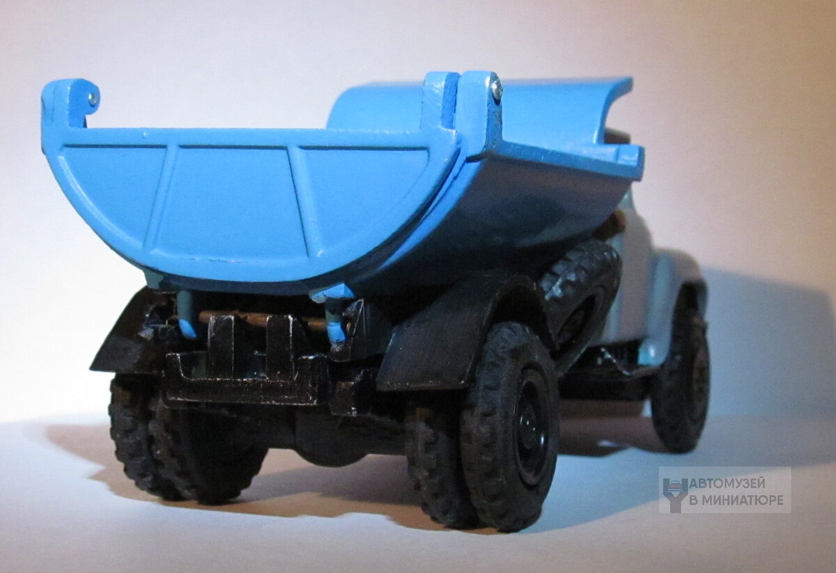ЗИЛ-ММЗ-555 (Электроприбор) из коллекции автора