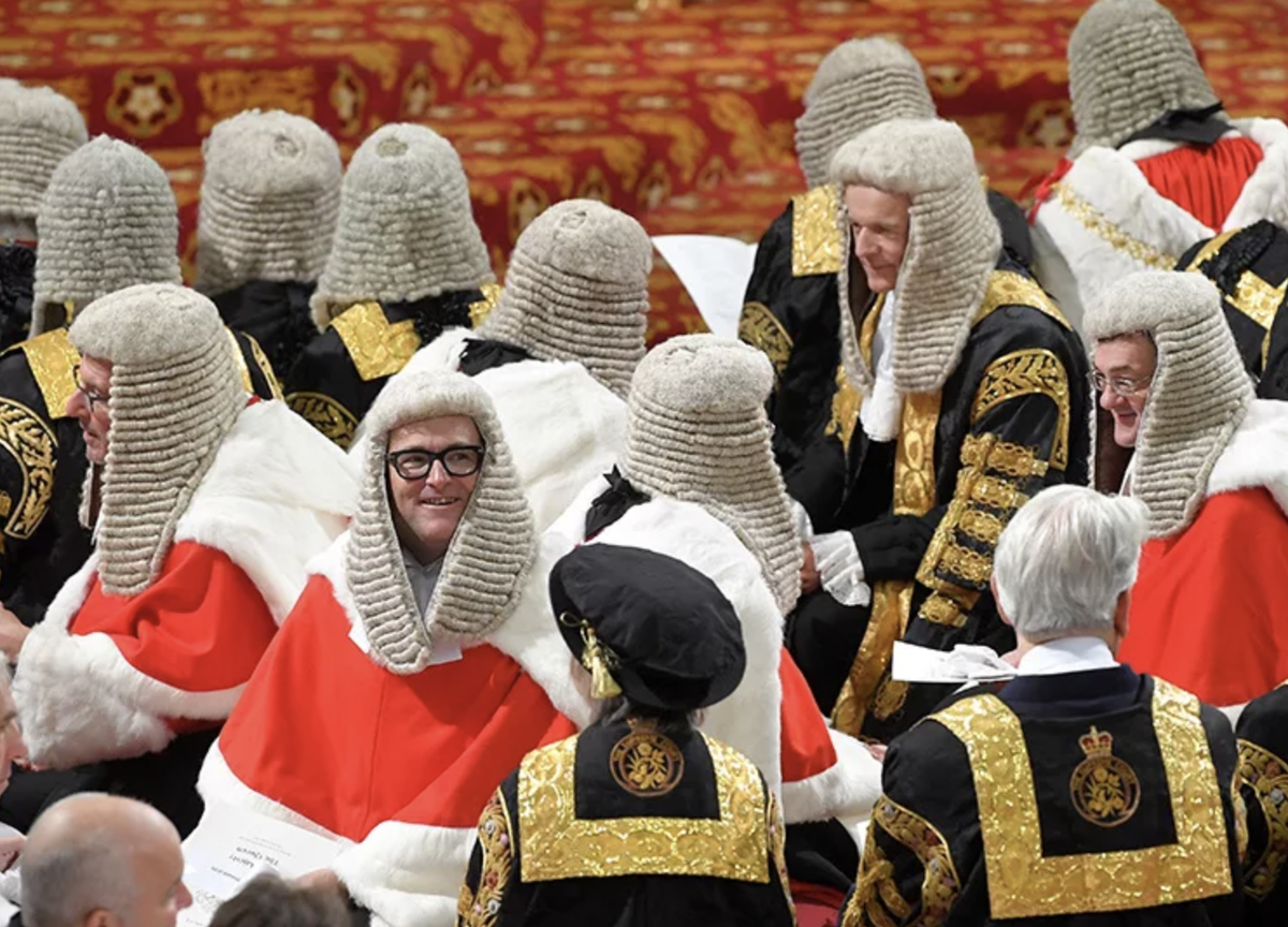 Забавное мероприятие! Веселые лорды в верхней палате