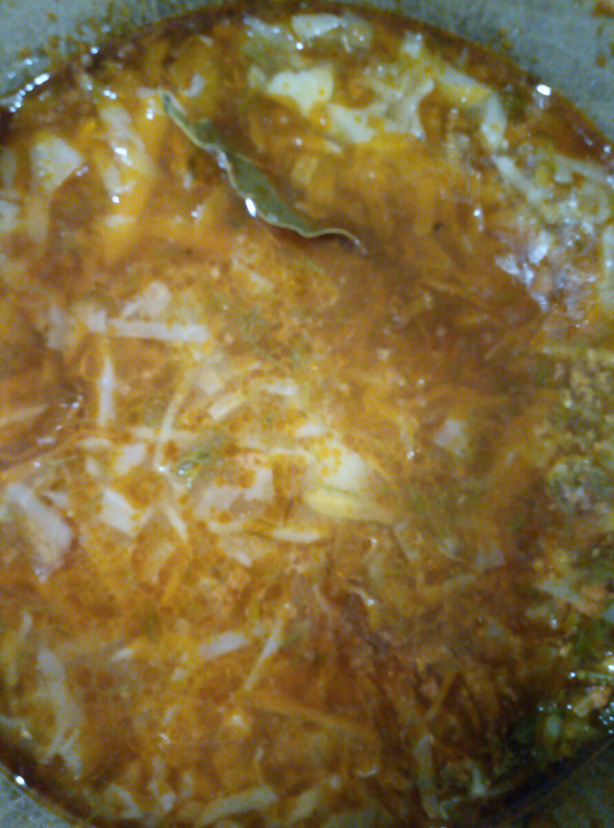 Щи с килькой