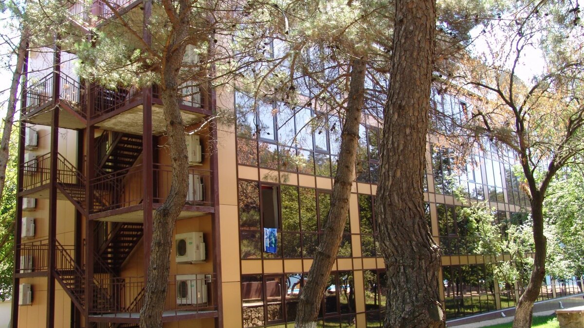 Здание отеля