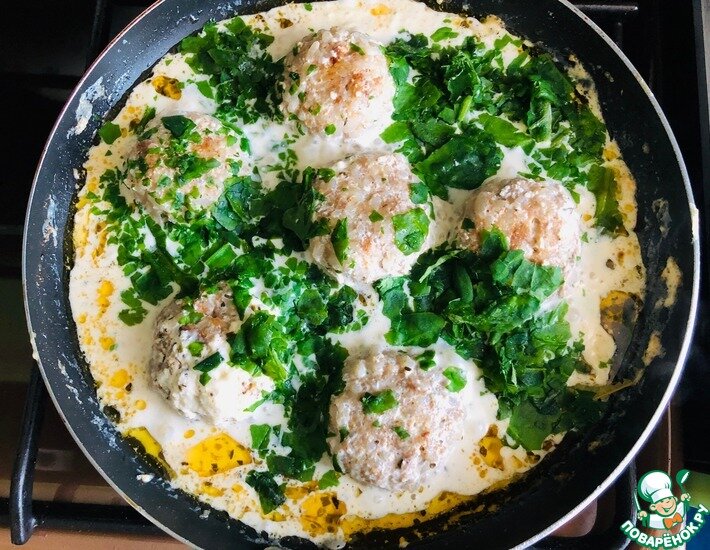 Всем привет! Сегодня я хочу поделится рецептом вкусных, ароматных, сливочных тефтель. Вкусные тефтели прекрасно подойдут к обеду или ужину. Готовятся быстро, а съедаются ещё быстрее)