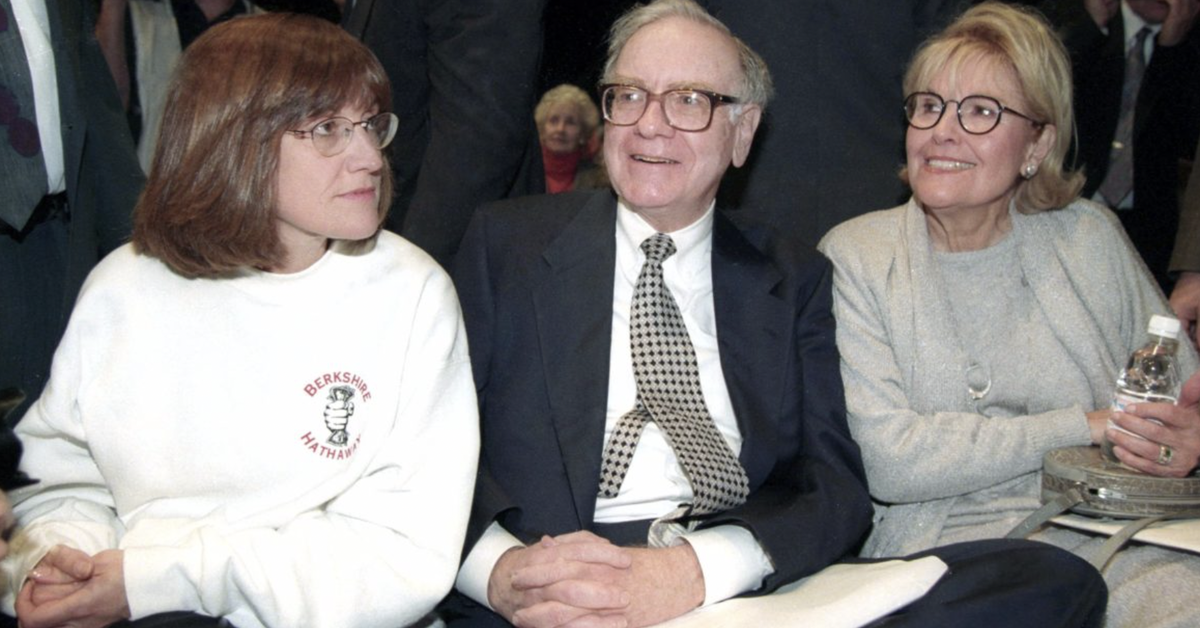 Тройственный союз: Астрид Менкс (слева), Уоррен Баффет, Сьюзан Баффет
