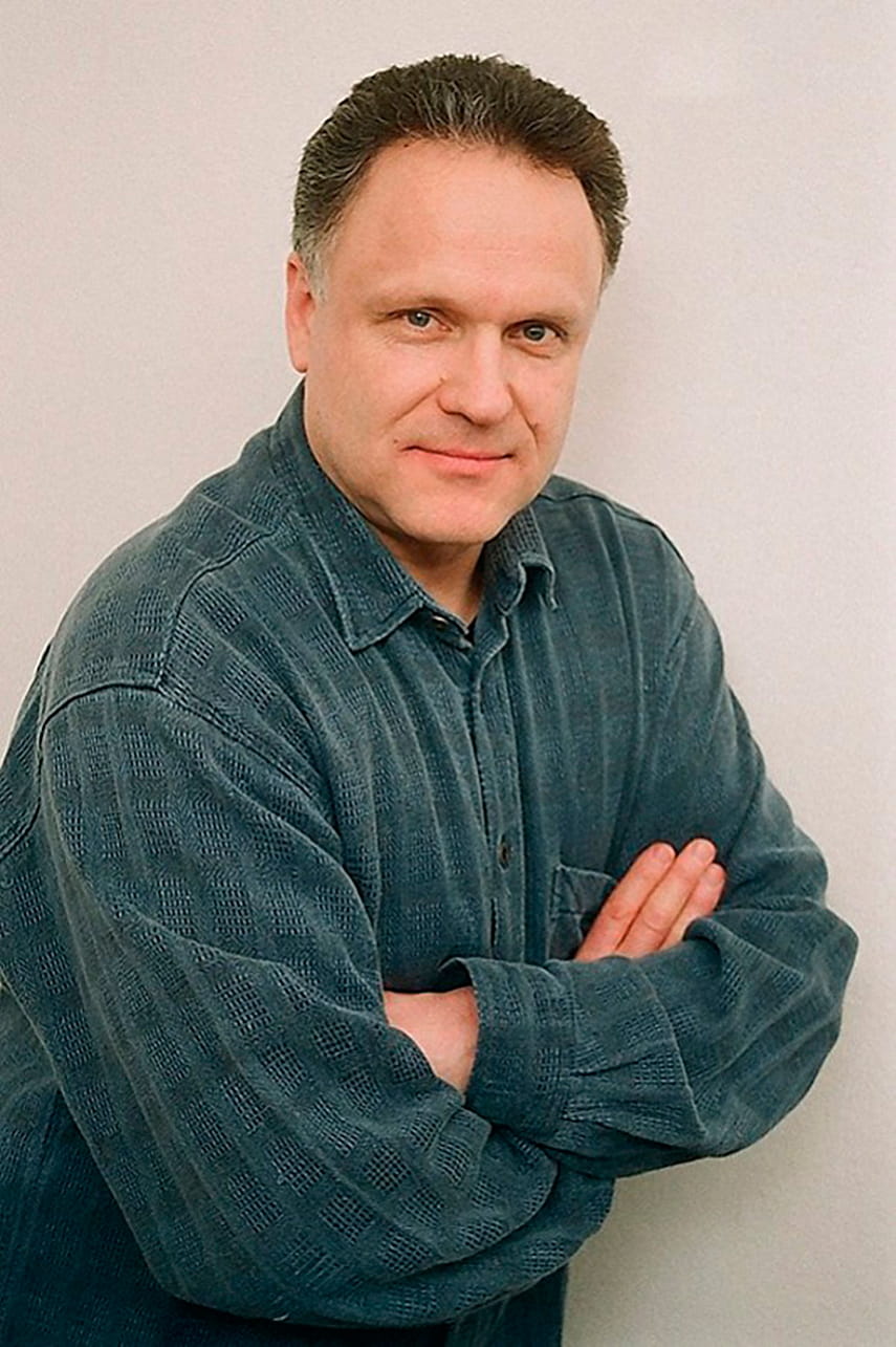 Кем выросли дети ушедших советских актёров - Николая Ерёменко и Талгата Нигматулина0