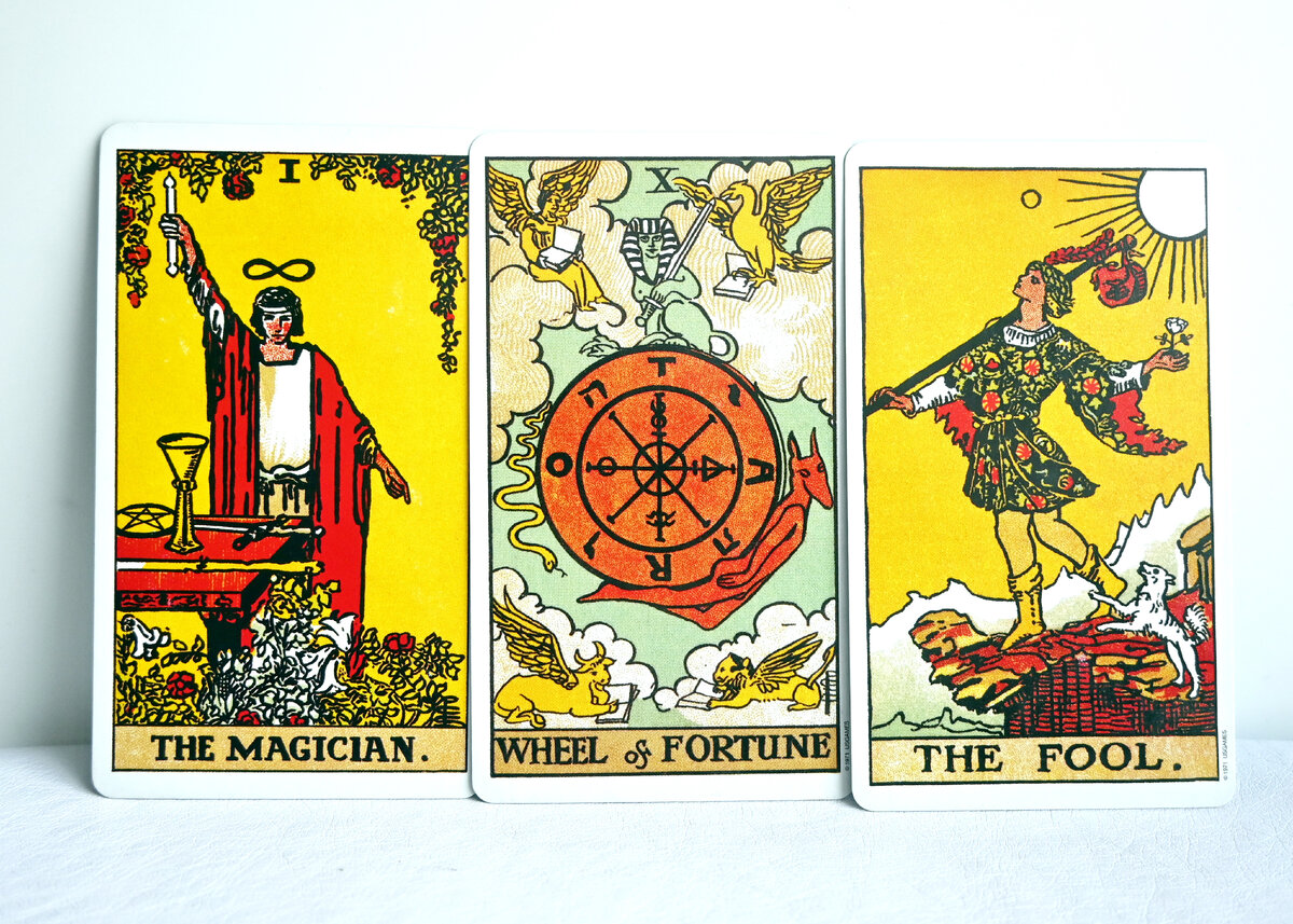 Маг, Колесо Фортуны, Шут