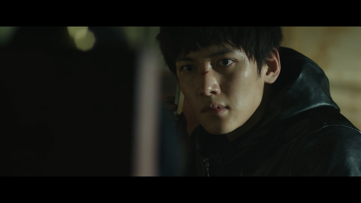 Здесь и далее кадры фильма "Подставной город"