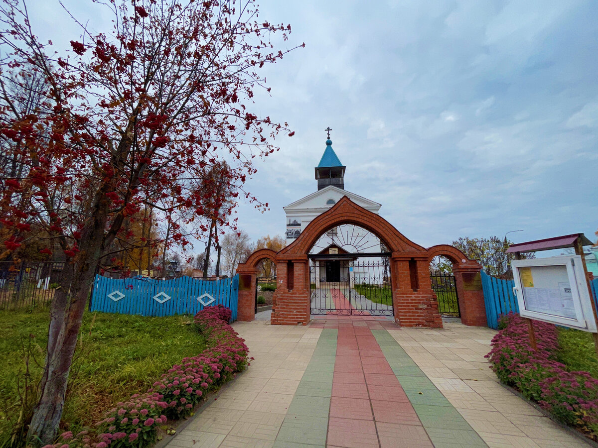 Почему стоит приехать в Воскресенское Нижегородской области: старые  дореволюционные дома и улицы | Под зонтиком | Дзен