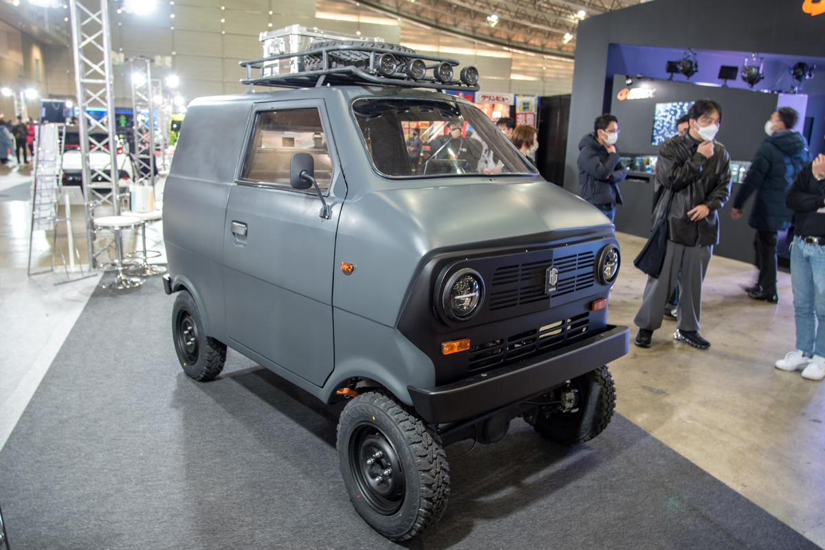 Внешне как однорядный по вертикали