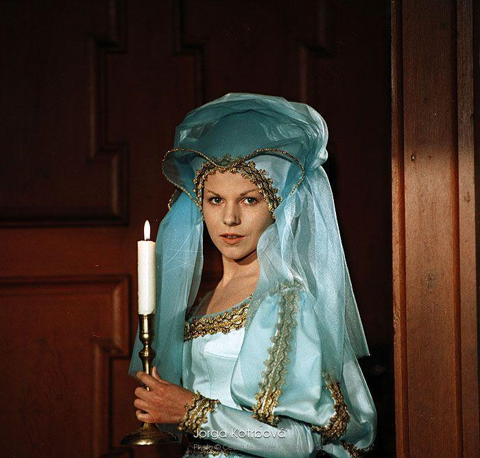 Кадр из фильма "Златовласка" (1973)