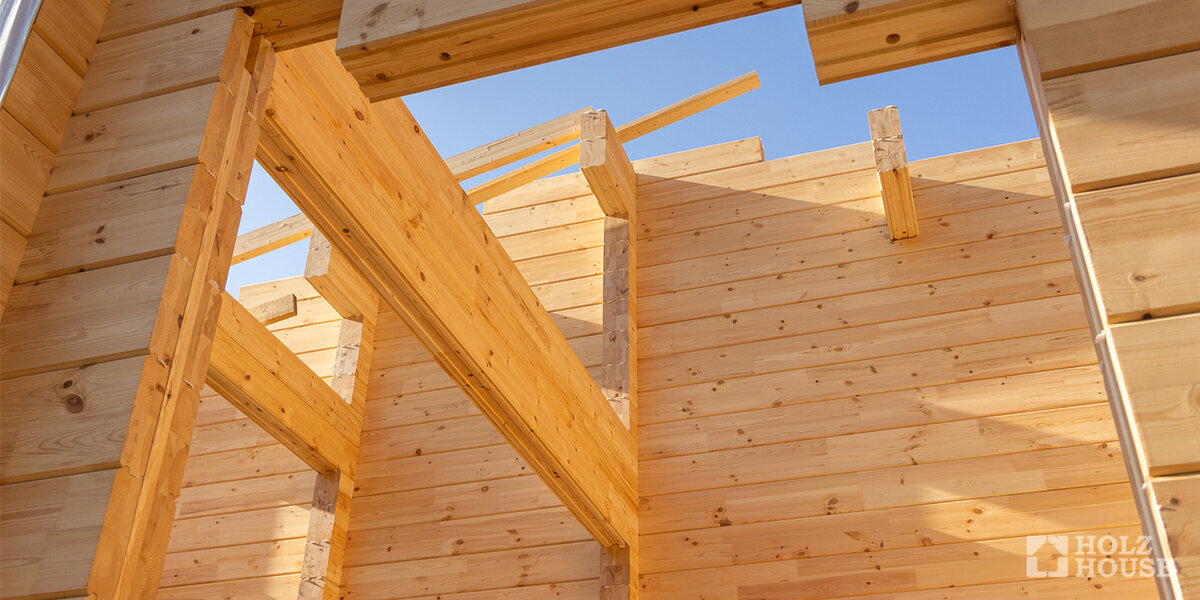 Строительство деревянных домов из клееного бруса Holz House в Казахстане.