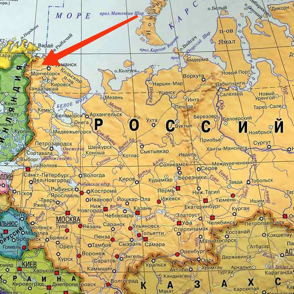 Стрелкой указываю ,где находится наш посёлок.