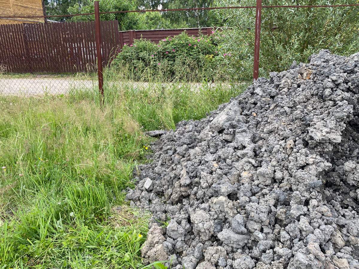 Наш грунт (когда уже всё выкопали)