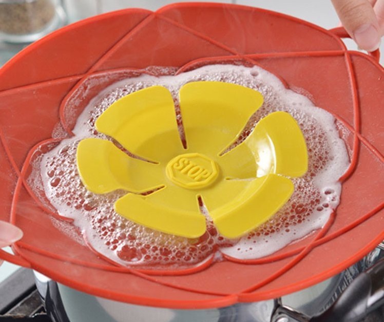 Силиконовая крышка для кастрюли